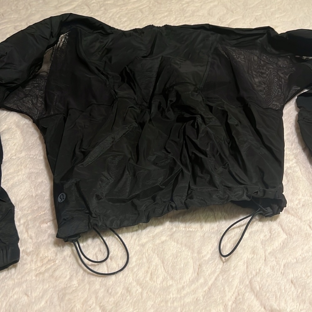 Lightweight Chic Jacket - image 5